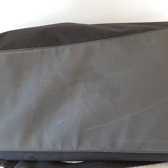 Adidas Black and White Logo Large Duffle bag - Picture 5 of 10